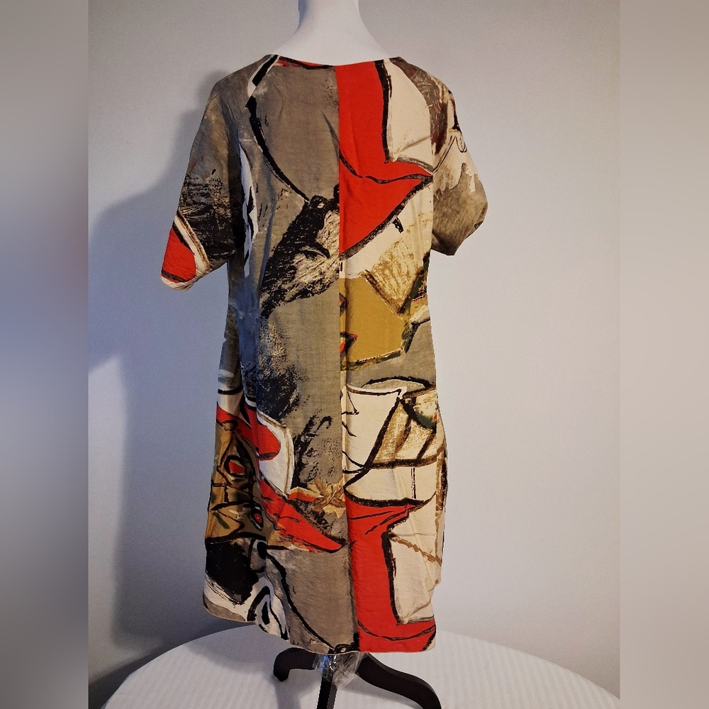 Artsy Abstract Print Short Sleeve Dress - Picture 2 of 9